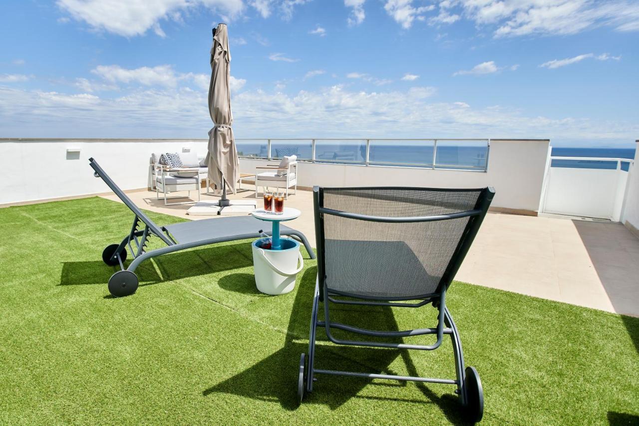 Penthouse With Stunning View And Rooftop Terrace Manilva Extérieur photo
